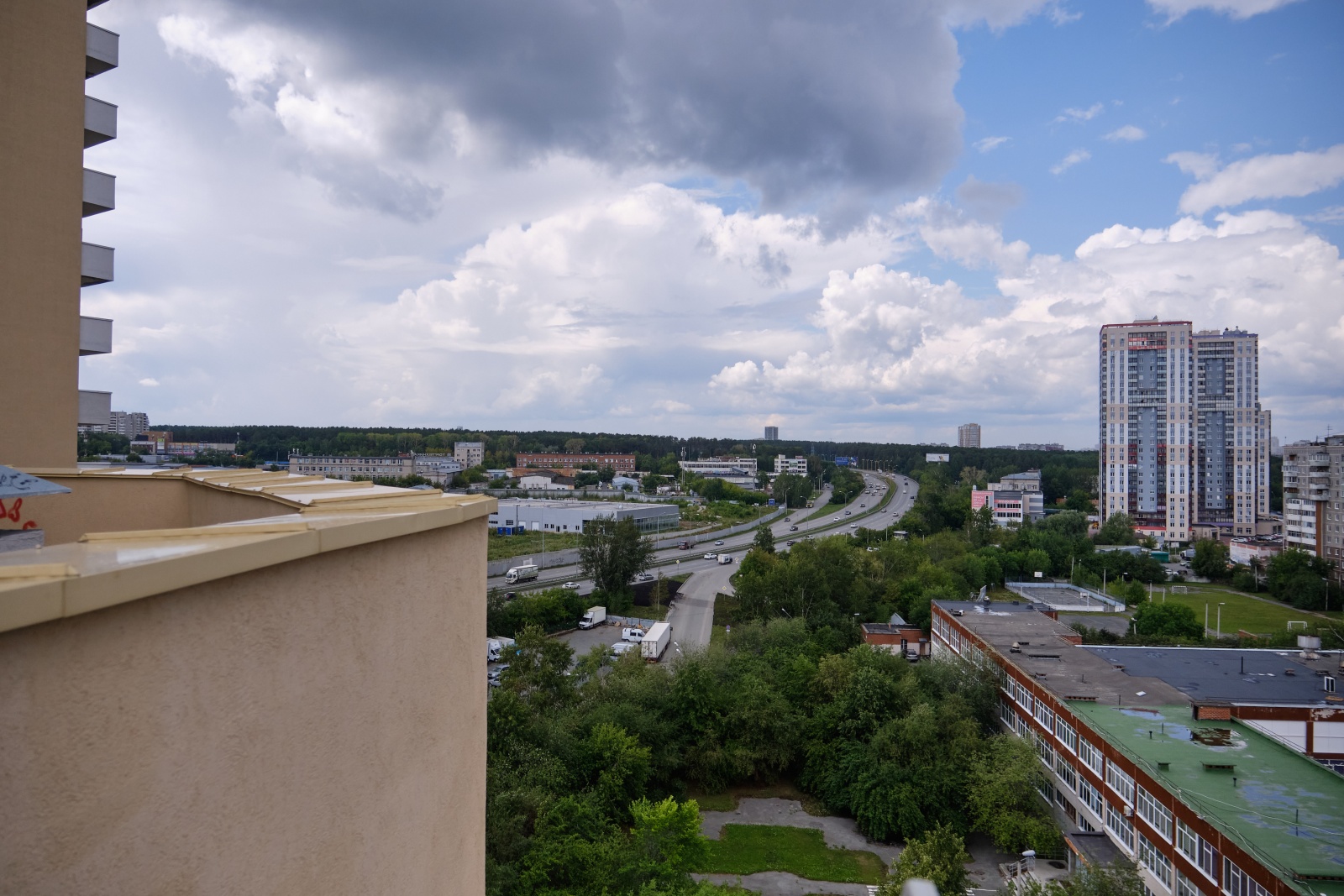 Апартаменты RentPlaza Крестинского 35