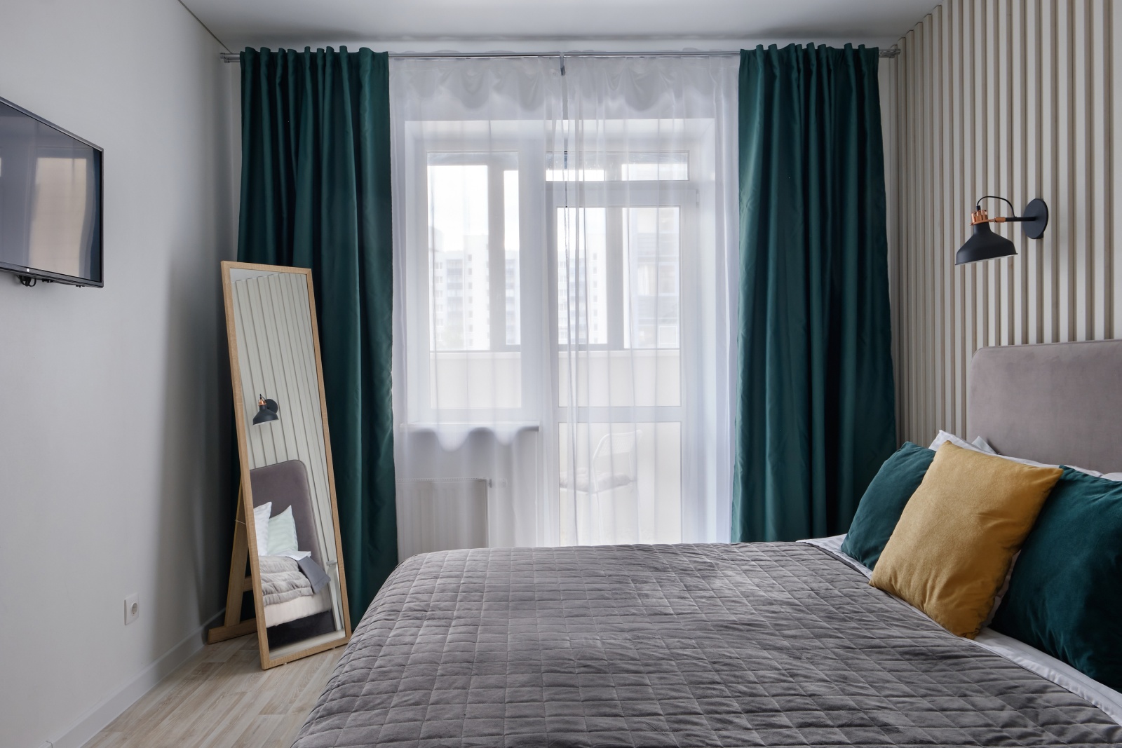 Апартаменты RentPlaza ЛЮКС в Центре на Московской 75