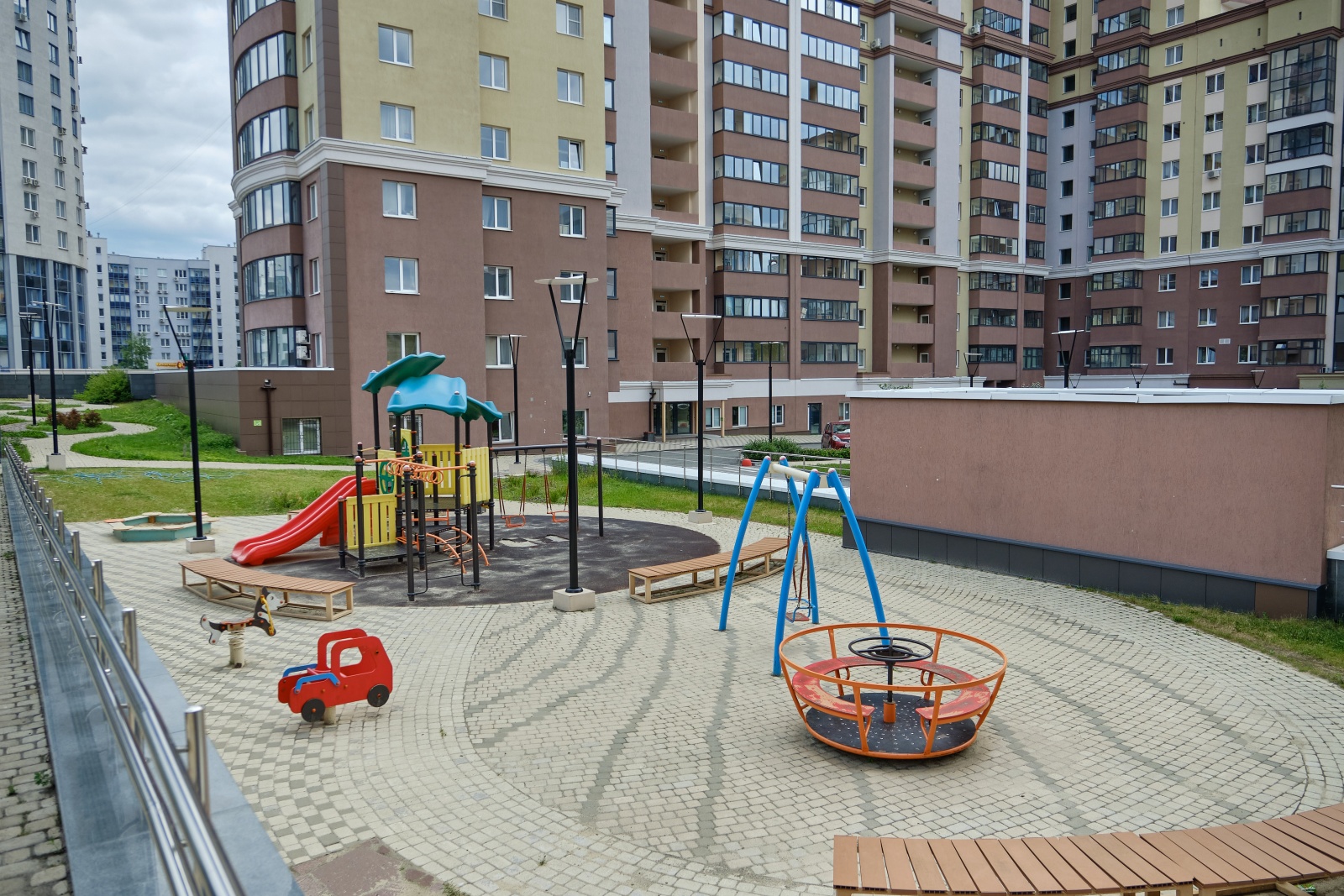 Апартаменты RentPlaza студия ЛЮКС в Центре на Московской 75