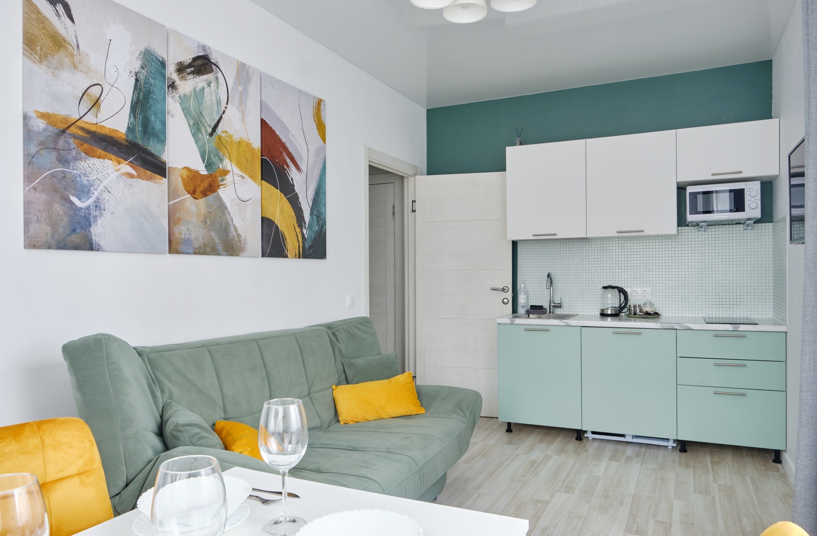 Апартаменты RentPlaza ЛЮКС в Центре на Московской 75