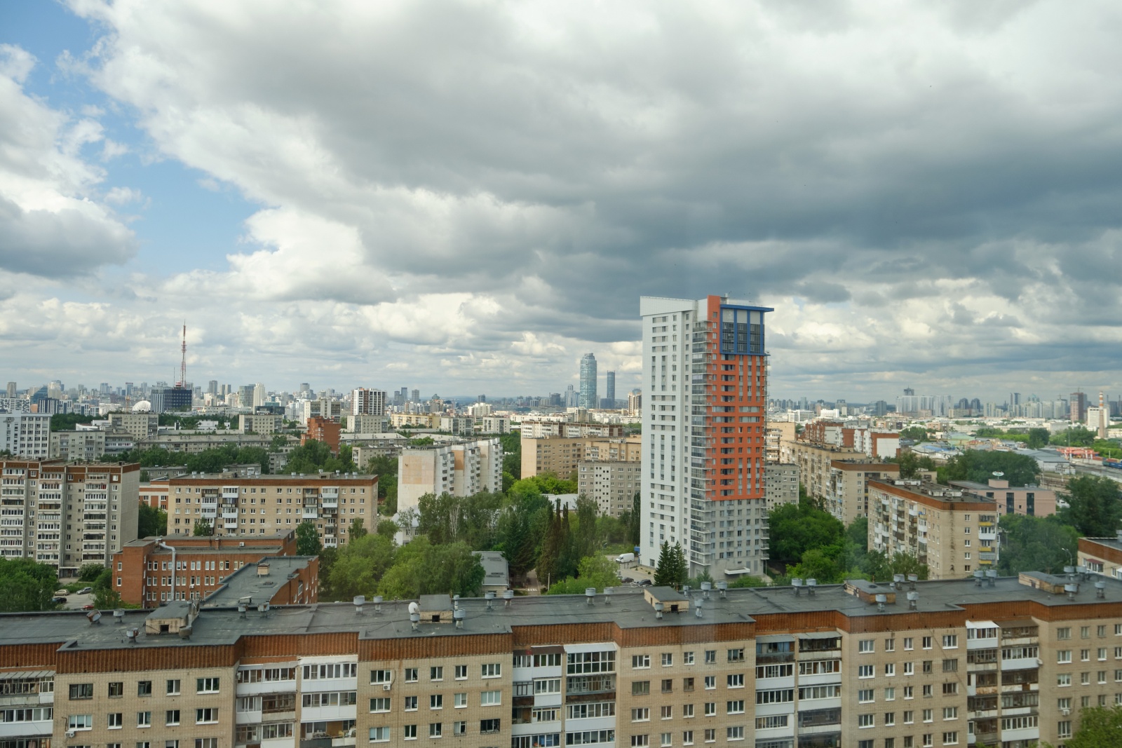 Апартаменты RentPlaza c видом на город на Куйбышева
